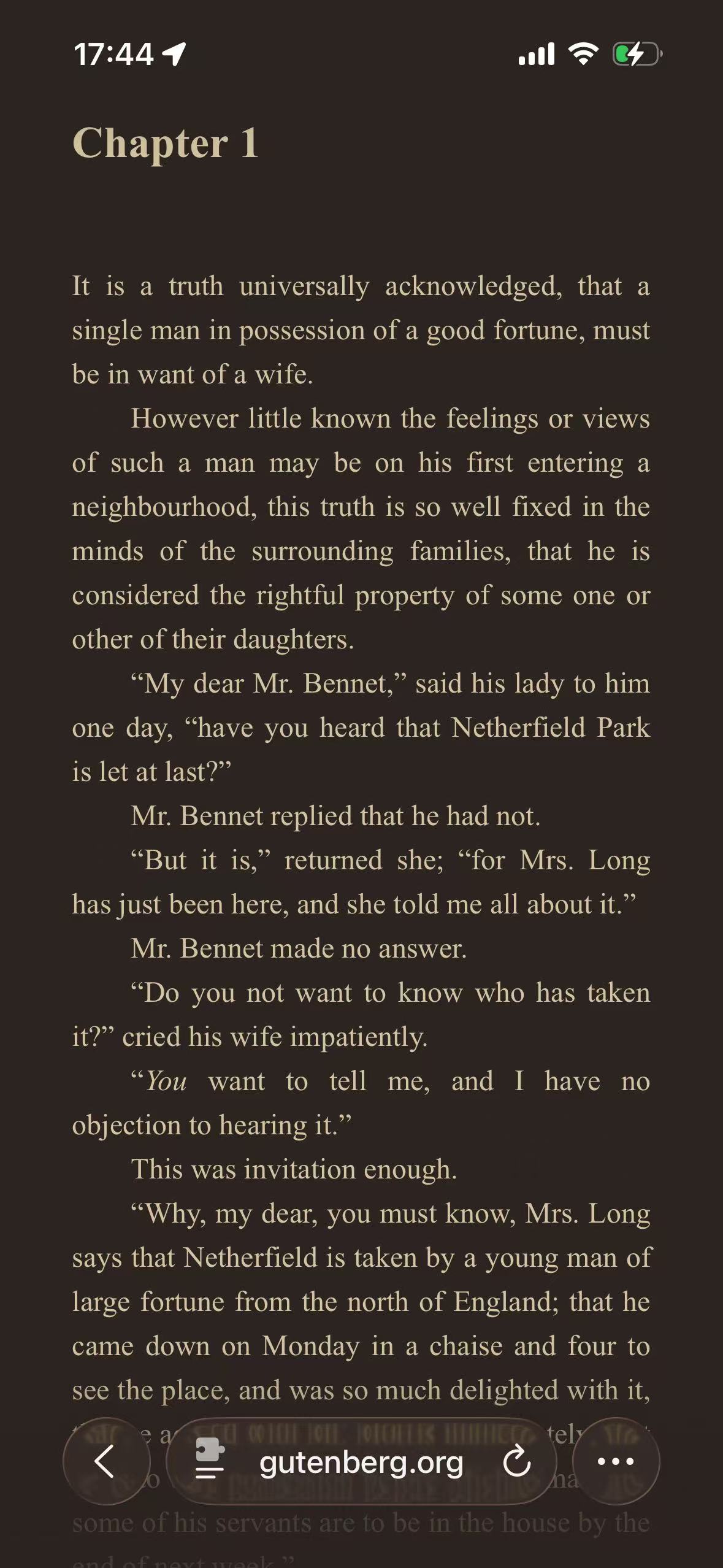 The same chapter and viewport adapted with the Ristretto theme in Safari on iPhone